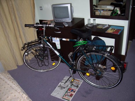 Fahrrad im Hotelzimmer (Tuerkei)